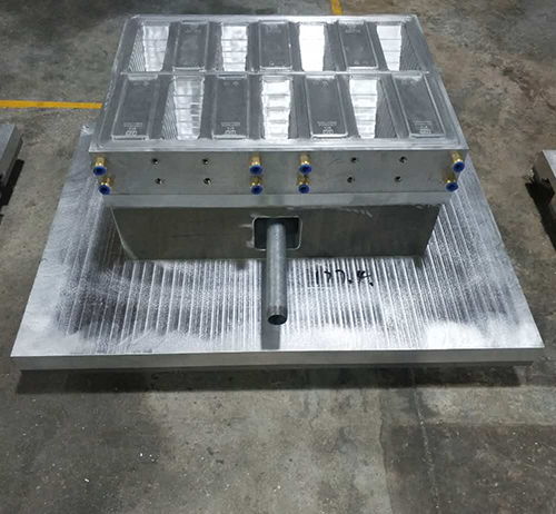 自動化設備(壓空模)